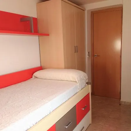 Mit Privatpool Fuer 6 Personen Ca 120 Qm In Miami Platja, Costa Dorada Holiday home